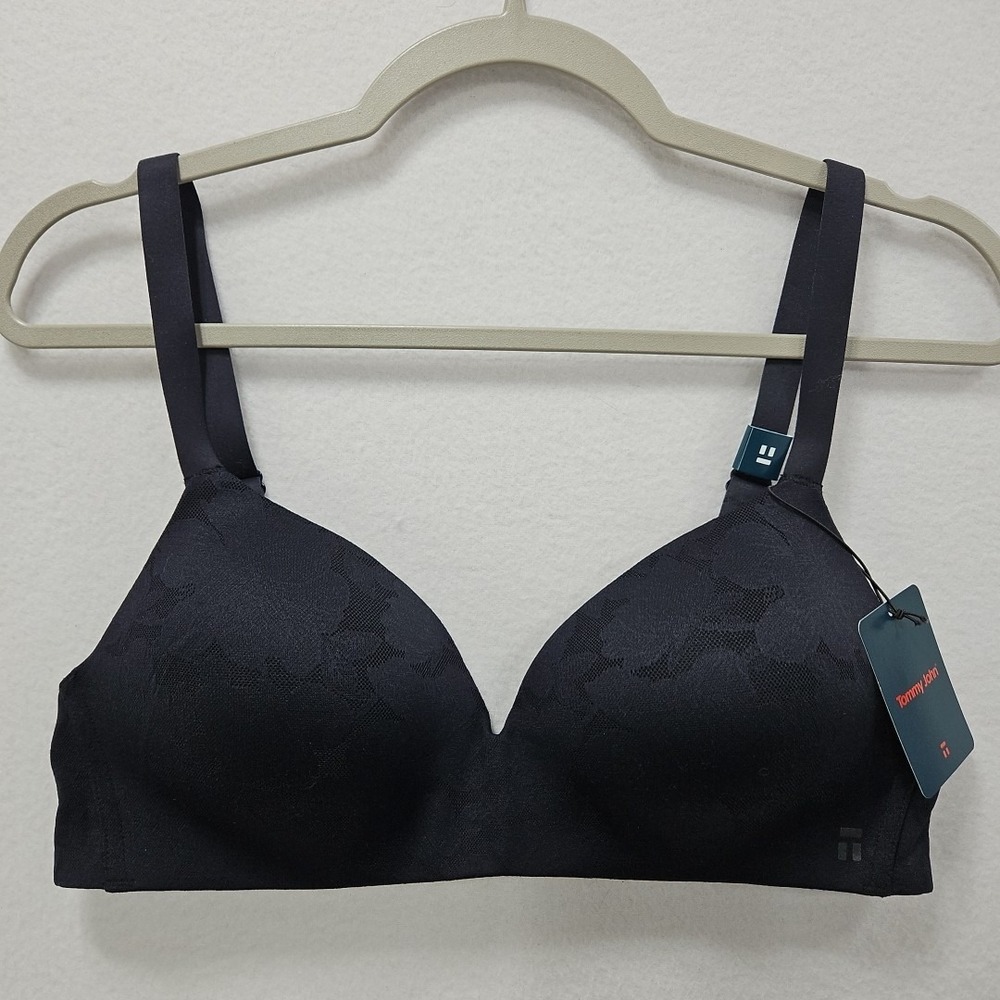 Tommy John Second Skin Lightly Lined Wireless Lace Bra Black Size 38B Stretch